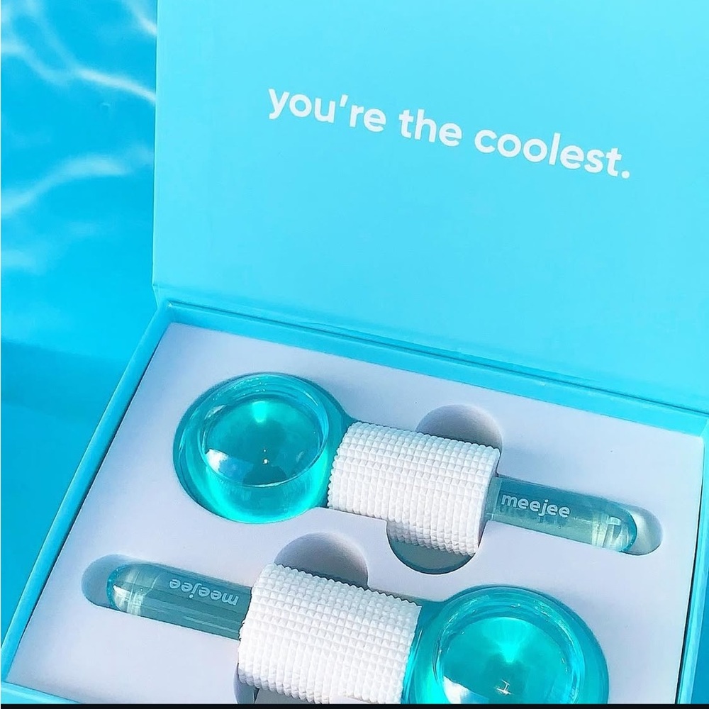 Meejee Blue Facial Ice Globes